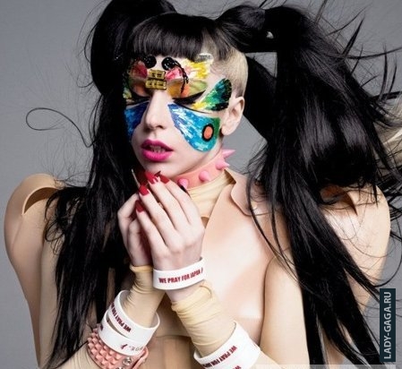  Lady Gaga    "V"