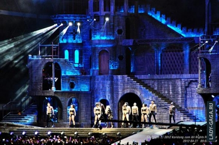 Отчет о Сеульском концерте Леди Гага (фото+видео)